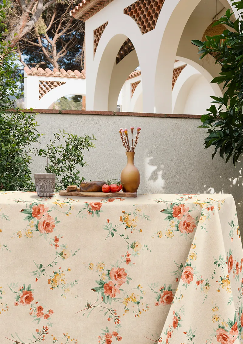 Mantel antimanchas ZREE modelo Brotes, estampado floral.