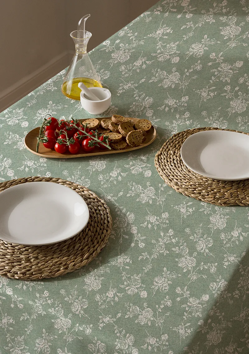 Mantel ZREE Naim, flores blancas sobre fondo azul lago.