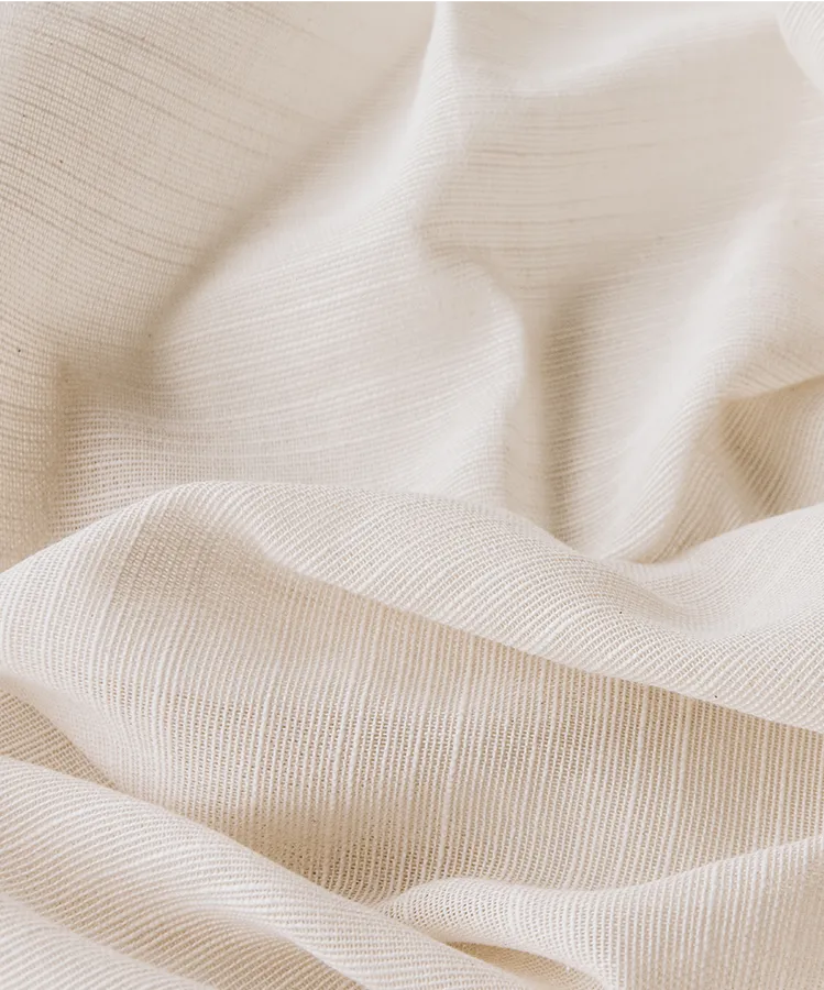 Tejido beige para proyectos textiles a medida de profesionales